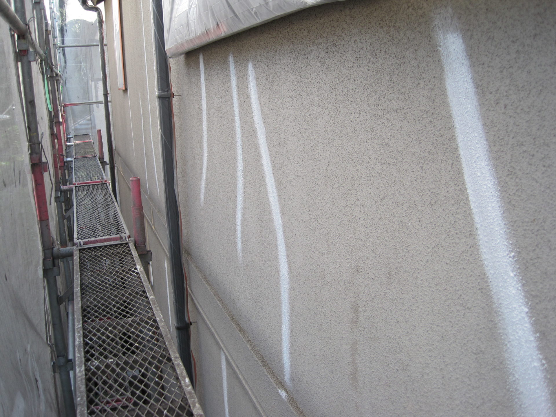 静岡県御殿場市屋根・外壁塗装工事　外壁補修の画像