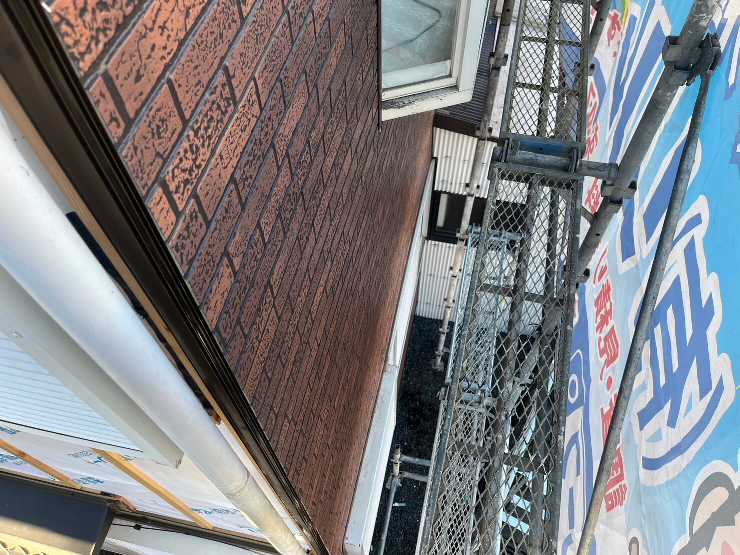 静岡県富士宮市　屋根・外壁カバー工事　新規外壁材張り