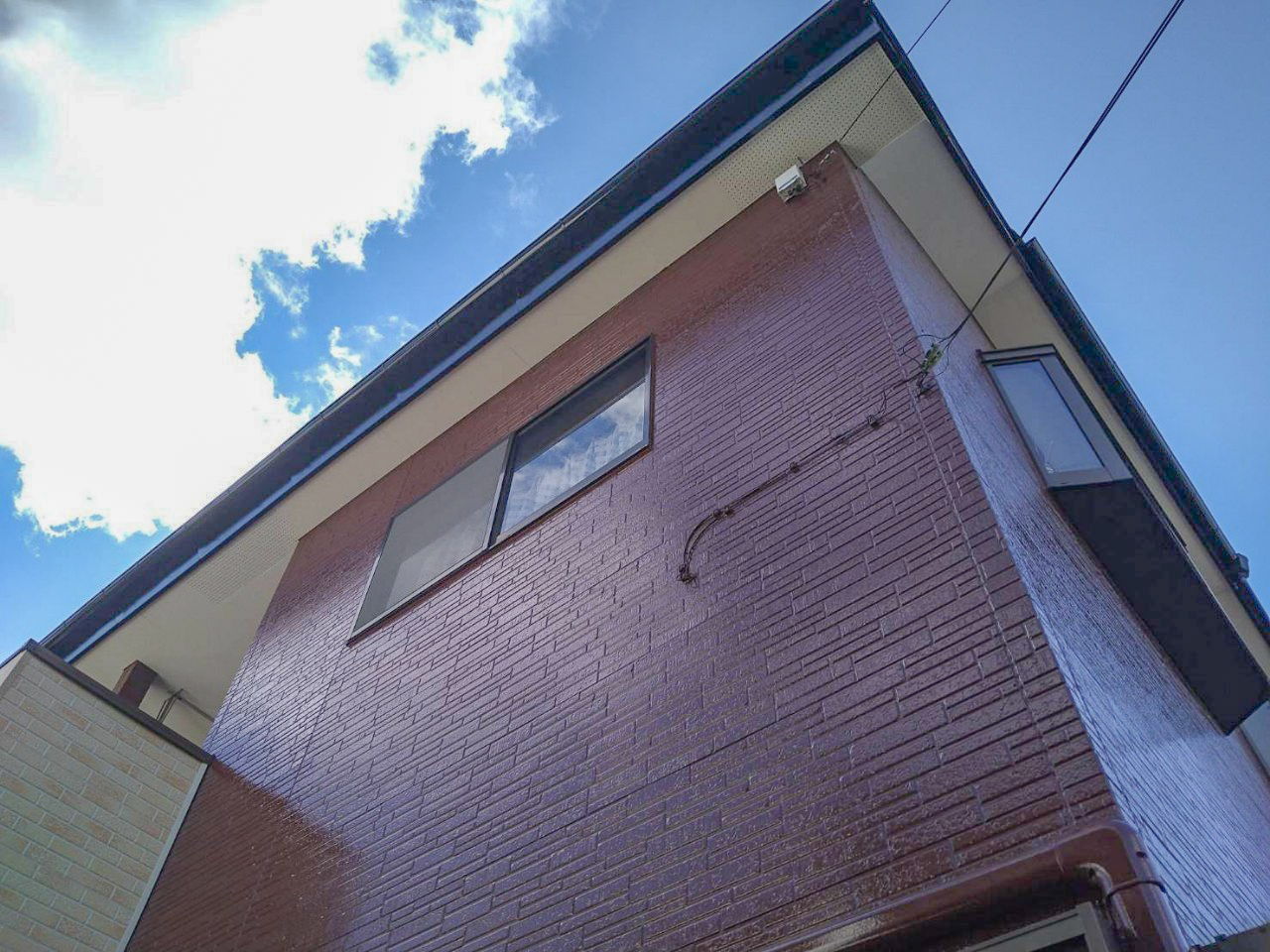 家がきれいになり、仕上がりに満足です！【静岡県富士市】外壁塗装・コーキング工事・バルコニー金属サイディングカバー工事