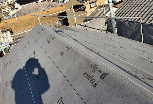 静岡県富士宮市　外壁カバー工事・屋根葺き替え工事　ルーフィング敷設