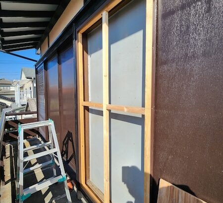 静岡県三島市　外壁板金工事　下地木組みを行いました！