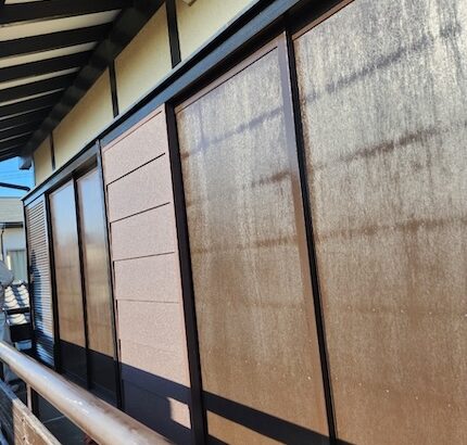 静岡県三島市　外壁板金工事　ラーチ合板下地張り〜板金仕上げ