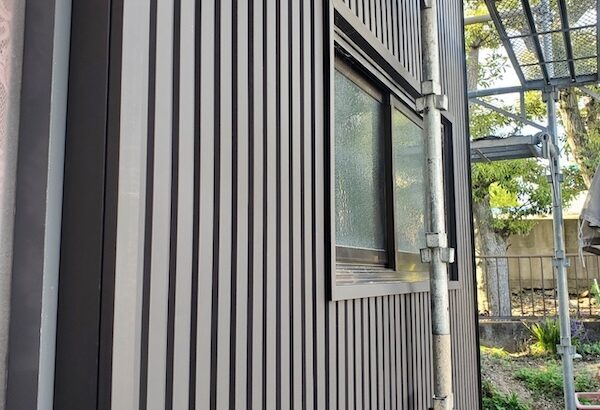 静岡県富士市　外壁カバー工事　外壁の入隅と出隅の納まり