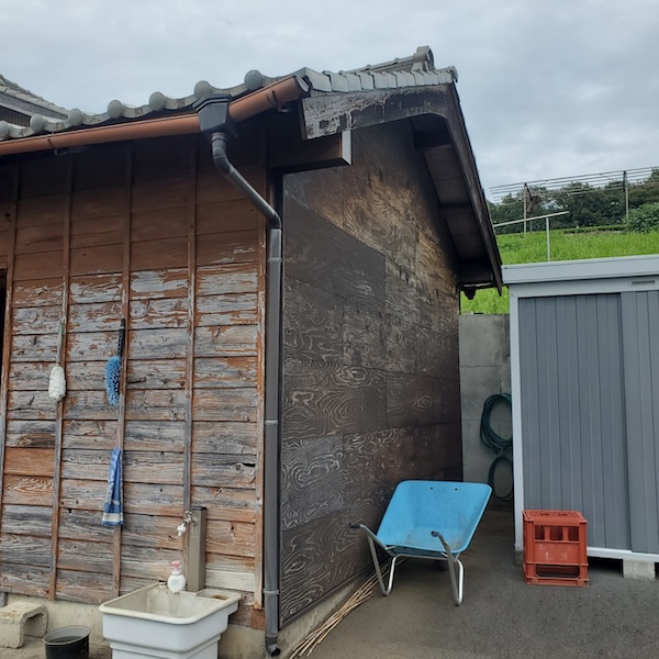静岡県富士宮市杉田にて外壁重ね張り工事と雨樋交換を実施いたしました！
