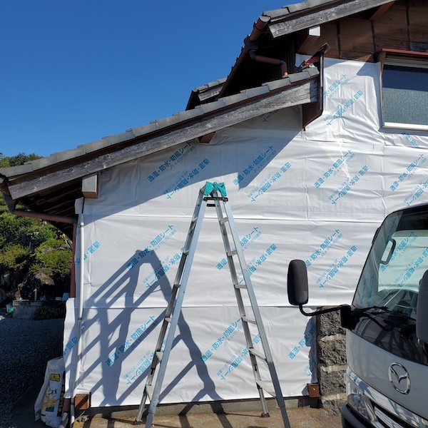外壁重ね張り工事 防水紙を張りました｜静岡県富士宮市杉田