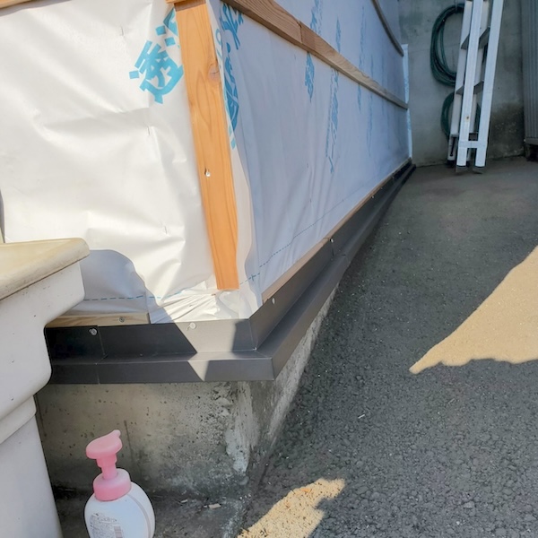 土台水切りを取り付け！水切りがもつ役割について｜静岡県富士宮市杉田