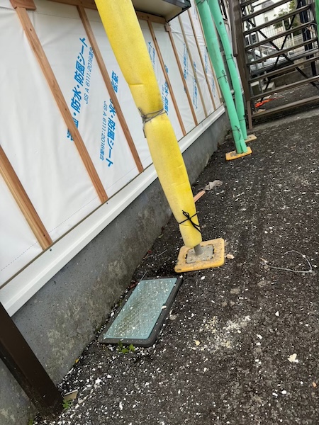 静岡県御殿場市荻原｜外壁カバー工事 土台水切りを取り付けました