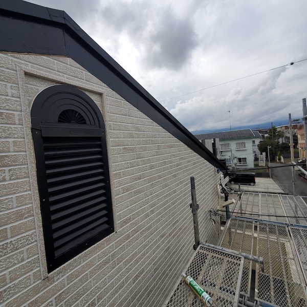 妻換気まわりの外壁の納まりをレポートします！｜静岡県御殿場市荻原
