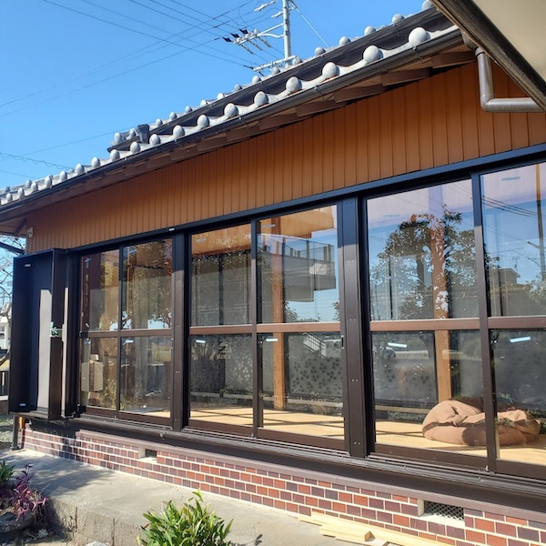 雨戸付き引き違い窓の交換工事をレポート！｜静岡県榛原郡吉田町