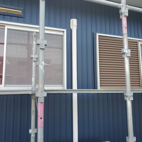 外壁リフォームの豆知識！見た目をスッキリさせる見切り材とは？