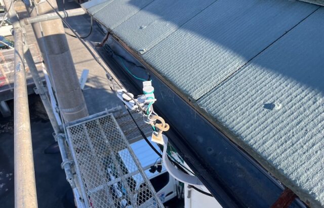 静岡県静岡市清水区｜軒樋の吊り金具が錆びていました