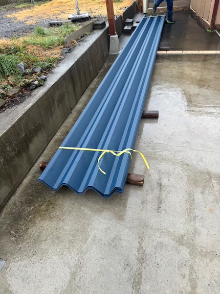 傷んだ屋根を葺き替え 解体から屋根本体張りまでをレポート|静岡県富士市