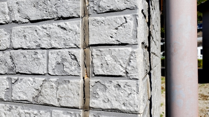 外壁塗装の最適なタイミングはいつ?