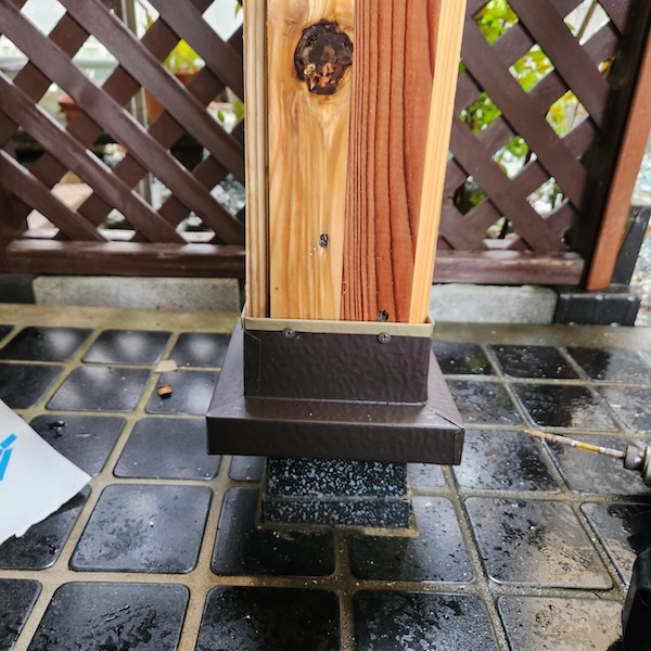 静岡県藤枝市|玄関前の既存柱に外壁材を新しく張る工事を実施!