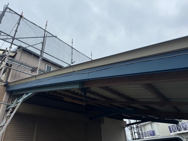 静岡県富士市|傷んだ破風板に板金を張りました