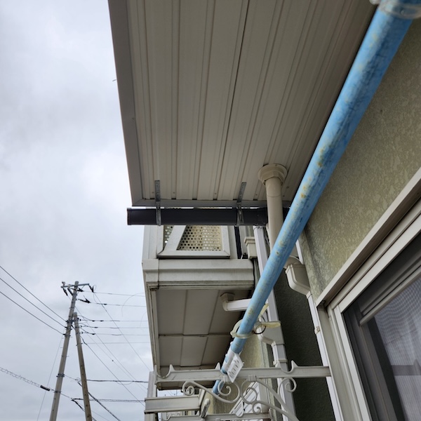 雨樋の取り付けと排水の最終確認をレポート｜静岡県富士宮市