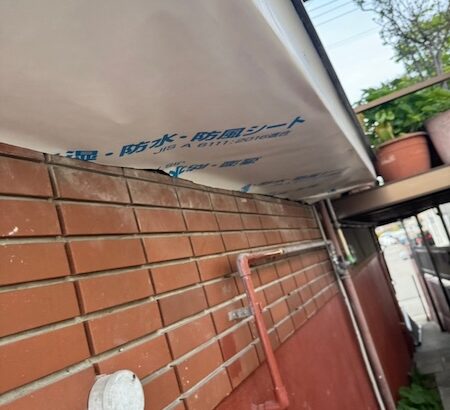 水の浸透を防ぐ防水紙を張りました｜静岡県富士市