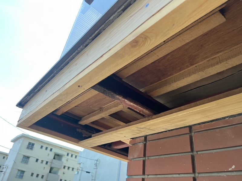 静岡県富士市｜出窓底部の解体箇所 木下地組みを行いました！