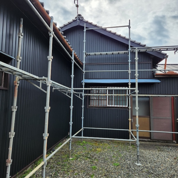 破風板の板金巻き工事 仕上げ、板金工事も当店にお任せください！｜静岡県富士宮市