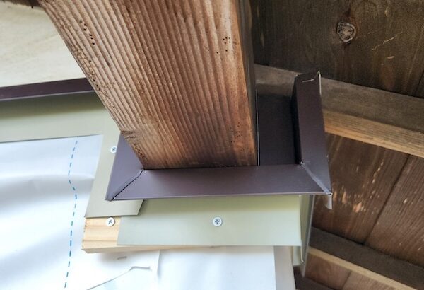 母屋と軒天井の取り合い部に見切りを取り付けました｜静岡県富士宮市