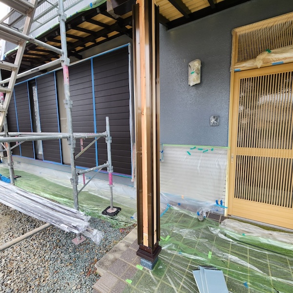 玄関庇の柱を修繕しました！下地作りまでをレポートします！｜静岡県榛原郡吉田町
