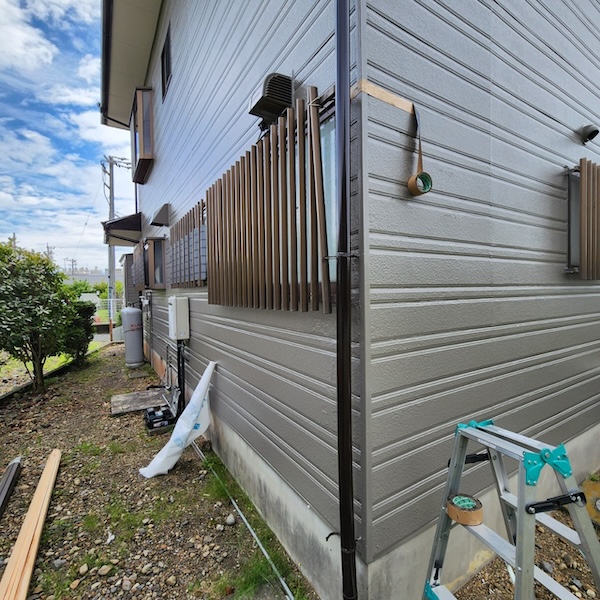 外壁補修 部分張り替え工事 施工前から防水紙張り付けまでをレポート｜静岡県榛原郡吉田町