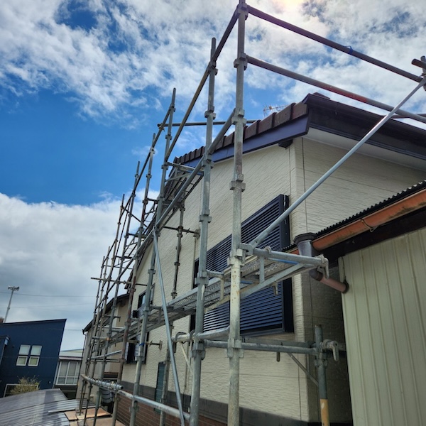 静岡県静岡市清水区｜木の破風板にガルバリウム鋼板を張りました