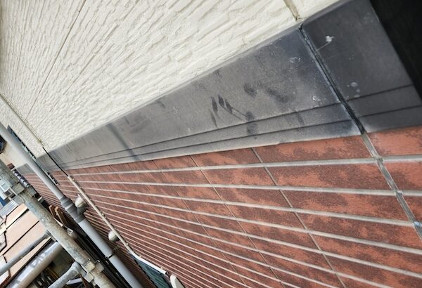 幕板の板金巻き工事 合板下地を取り付け｜静岡県静岡市清水区