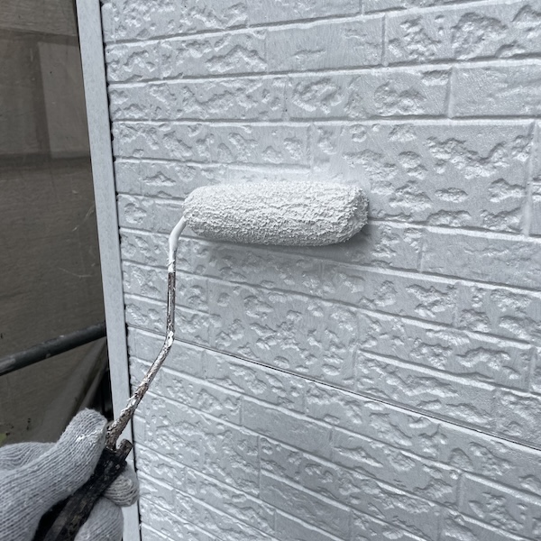 外壁塗装の「下塗り」はなぜ重要?役割・種類・失敗しないための注意点を解説