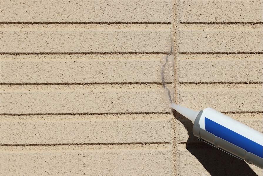 外壁塗装における下地処理の重要性と役割、下地処理の具体的な工程について解説！