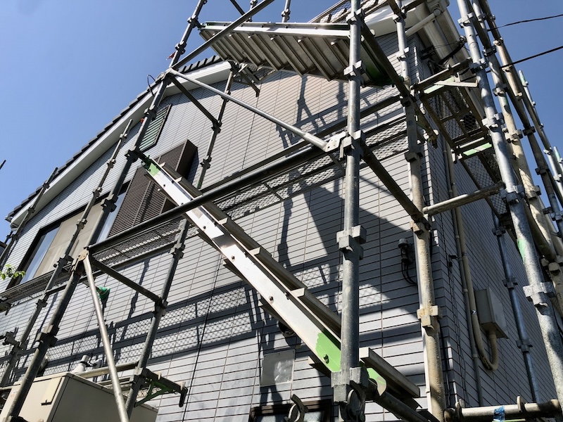 外壁塗装の標準的な日数と工程・工事期間が延びる要因について解説