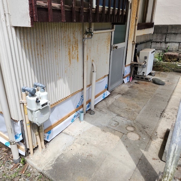 錆びたトタン外壁を部分的に張り替えました｜静岡県沼津市
