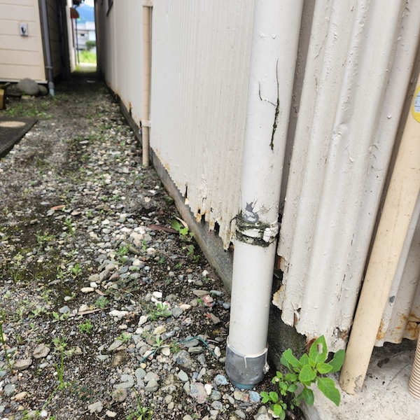 錆びたトタン外壁を部分的に張り替えました｜静岡県沼津市