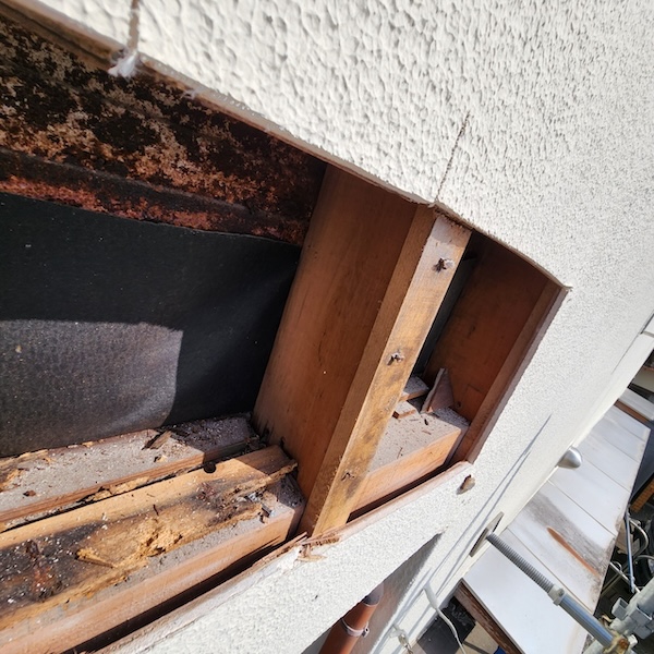 静岡県富士宮市|外壁部分解体〜雨漏り箇所補修〜防水紙張り付け