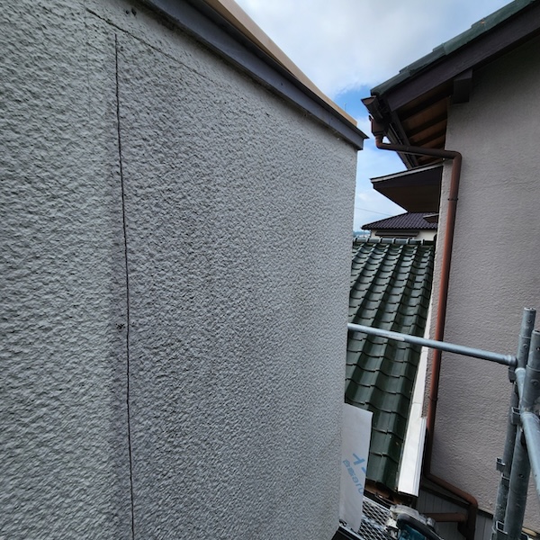 静岡県富士宮市|外壁部分解体〜雨漏り箇所補修〜防水紙張り付け